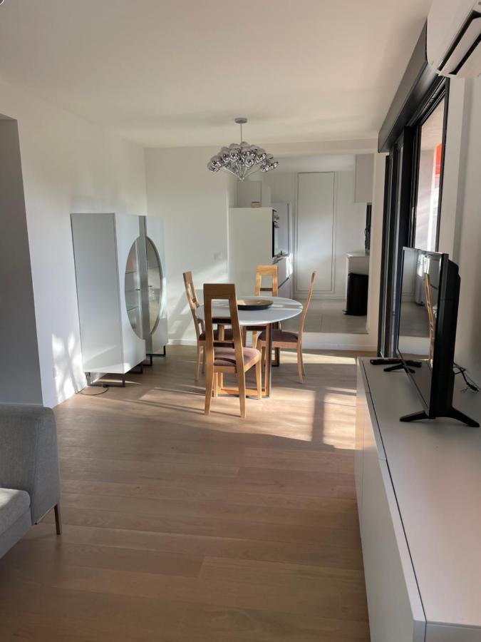 Cassis, Superbe Appartement Avec Terrasse Luaran gambar