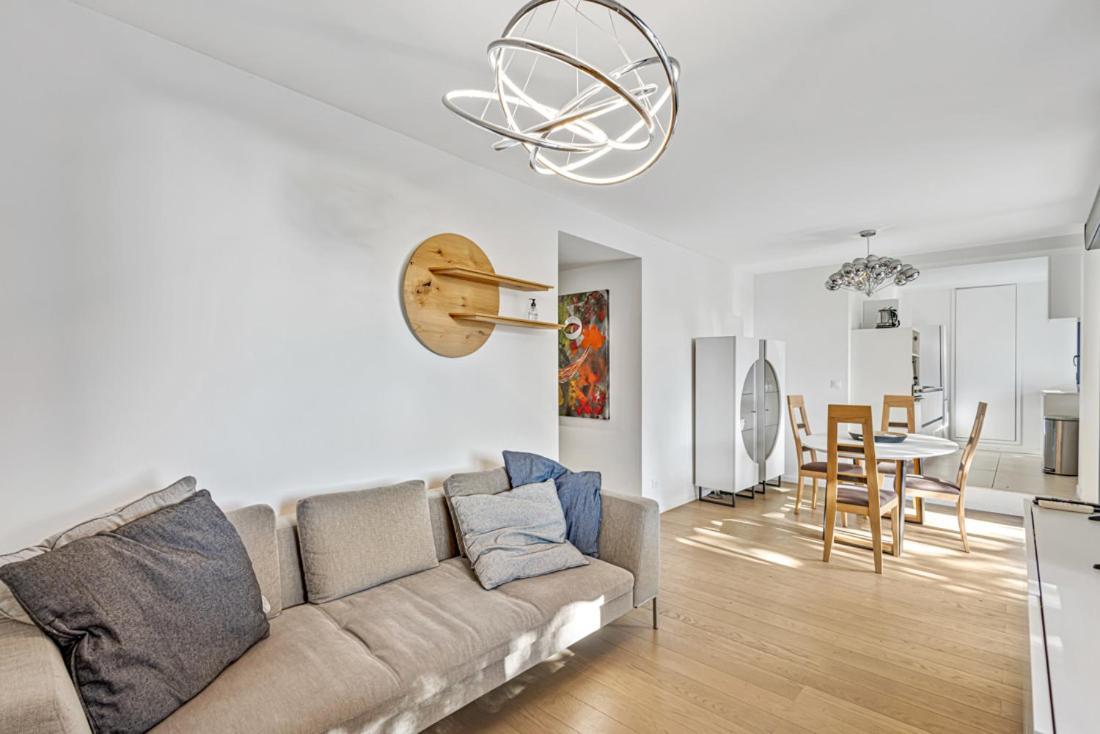 Cassis, Superbe Appartement Avec Terrasse Luaran gambar