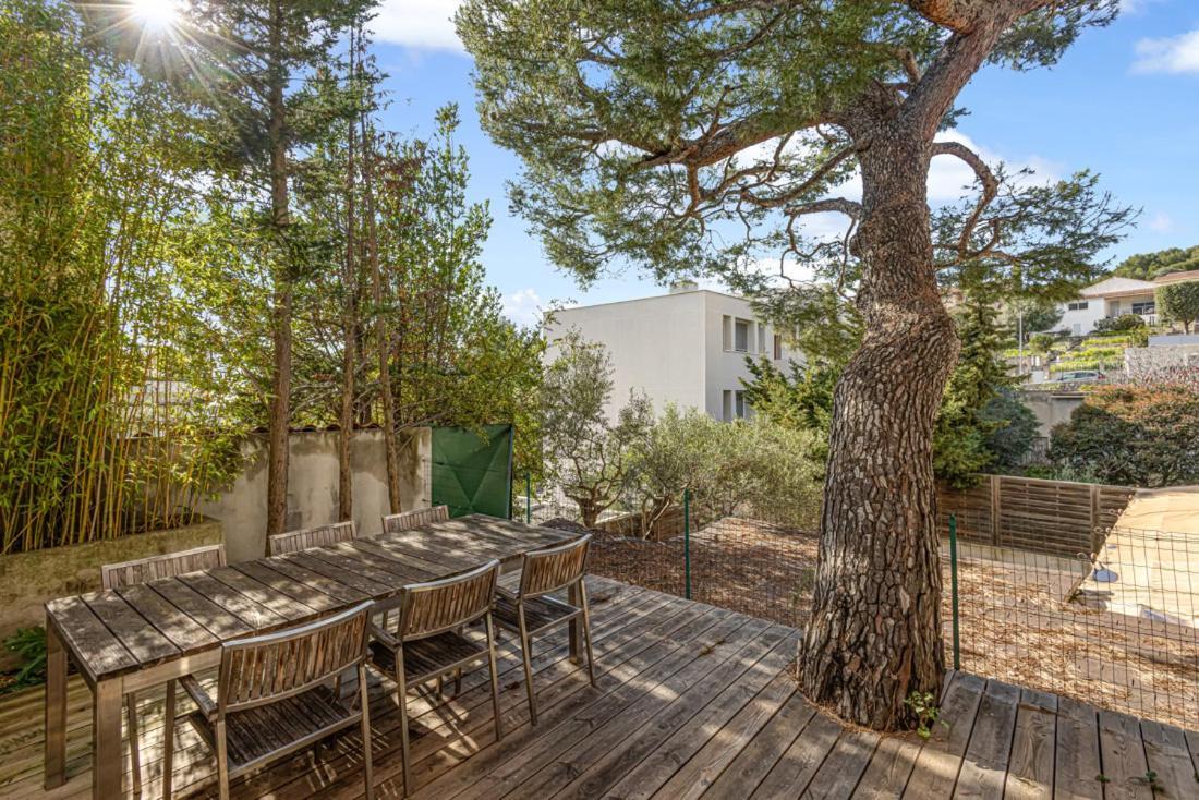 Cassis, Superbe Appartement Avec Terrasse Luaran gambar